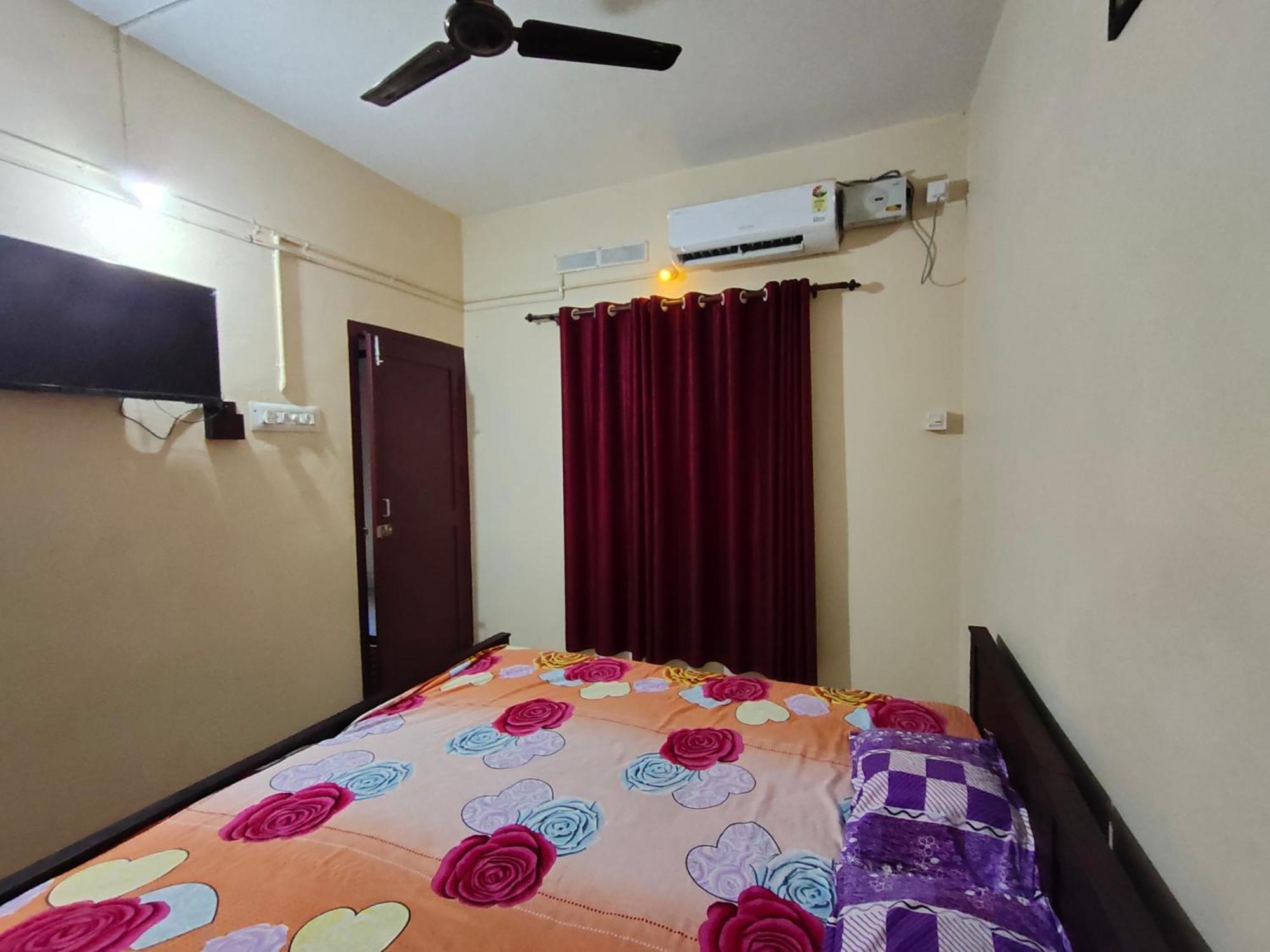 Malabar Residency Hotel Perintalmanna Room photo